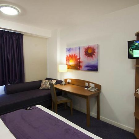 Premier Inn Belfast City Centre - Cathedral Quarter Εξωτερικό φωτογραφία