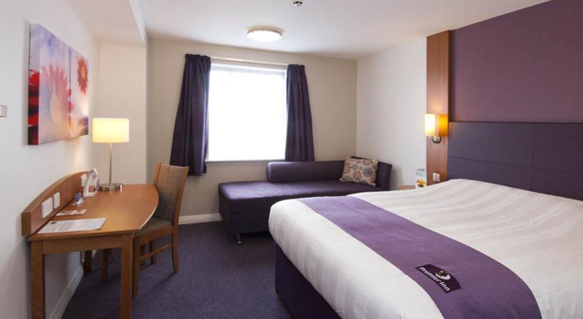 Premier Inn Belfast City Centre - Cathedral Quarter Εξωτερικό φωτογραφία