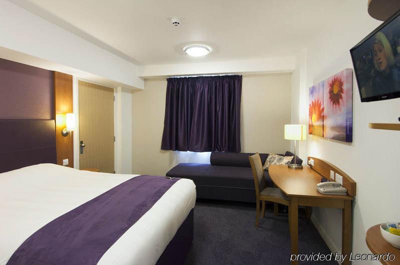 Premier Inn Belfast City Centre - Cathedral Quarter Εξωτερικό φωτογραφία