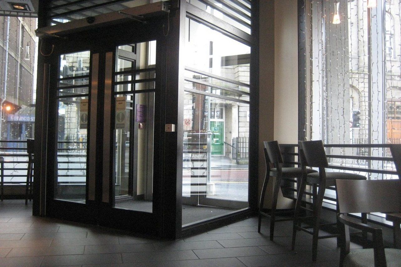 Premier Inn Belfast City Centre - Cathedral Quarter Εξωτερικό φωτογραφία