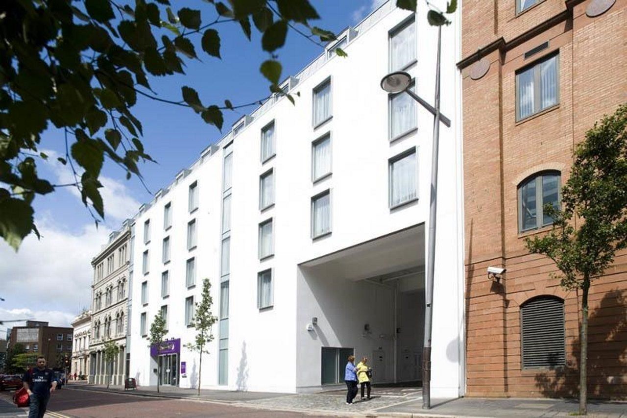 Premier Inn Belfast City Centre - Cathedral Quarter Εξωτερικό φωτογραφία