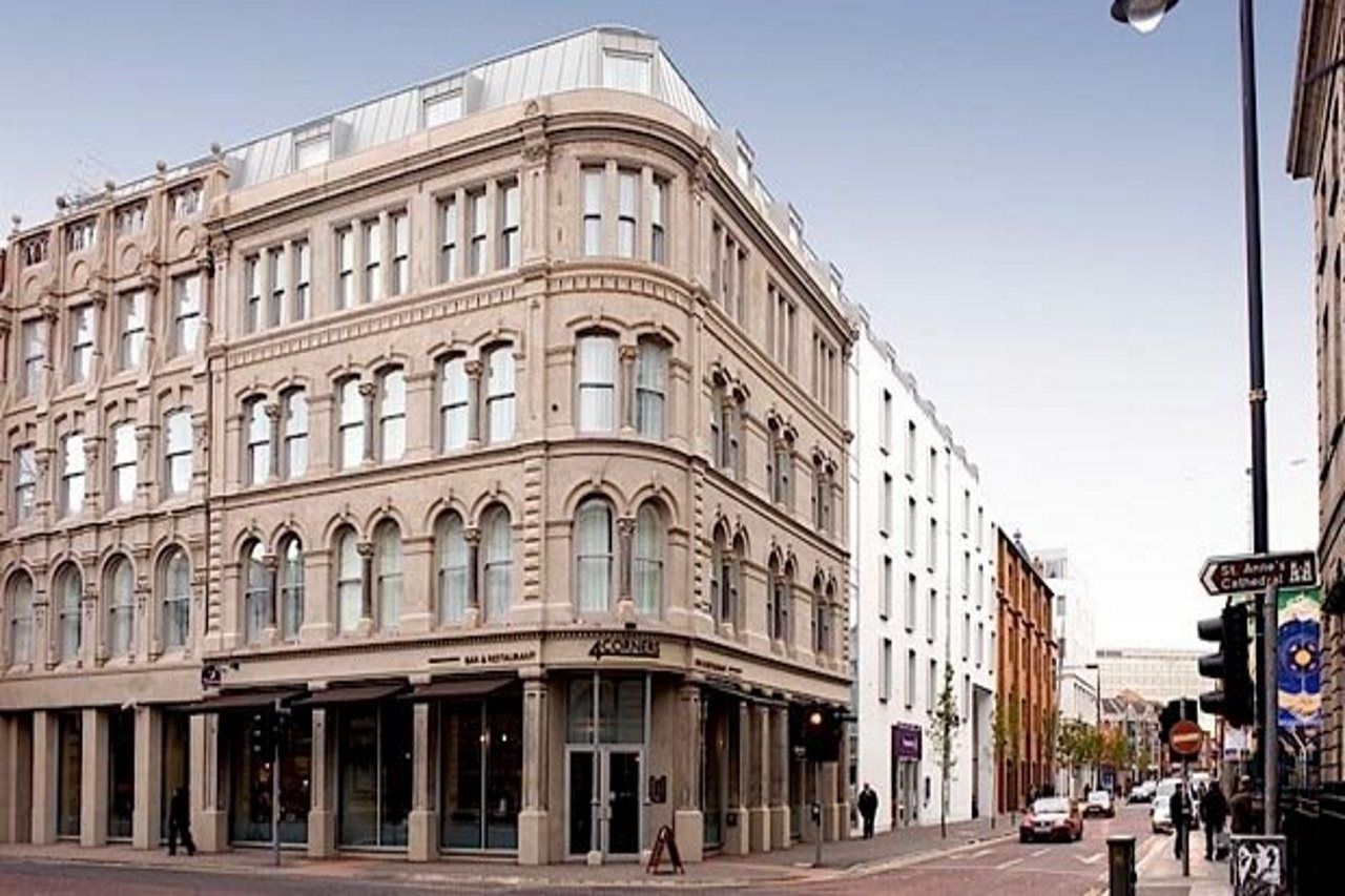 Premier Inn Belfast City Centre - Cathedral Quarter Εξωτερικό φωτογραφία